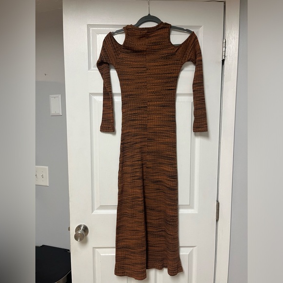 Zara Ribbed Cut Out Cold Shoulder Dress Brown Size S - Picture 4 of 5